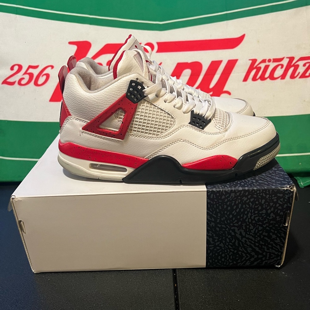 Jordan 4 red cement Sz 10